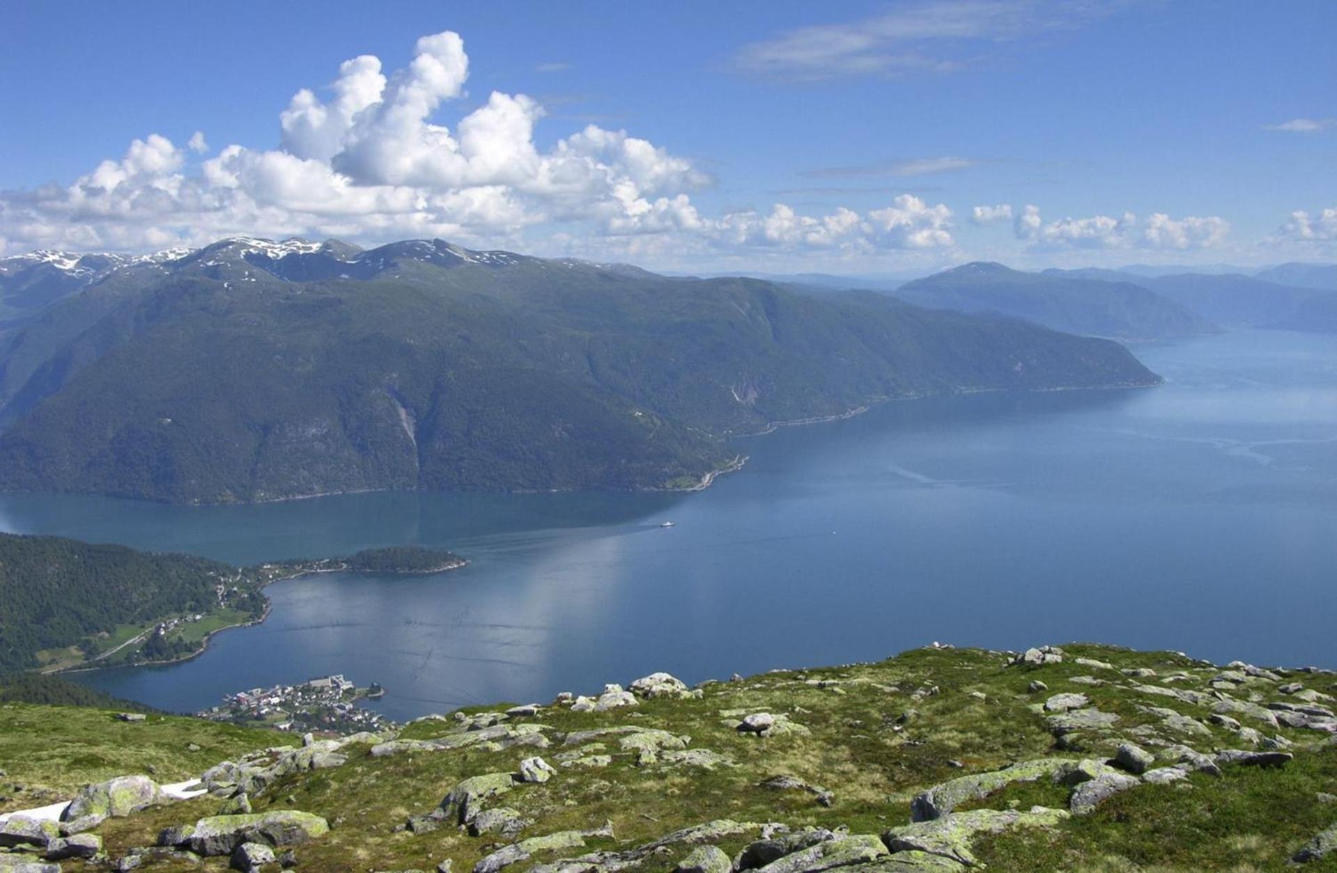 Balestrand Fjordapartments Bagian luar foto