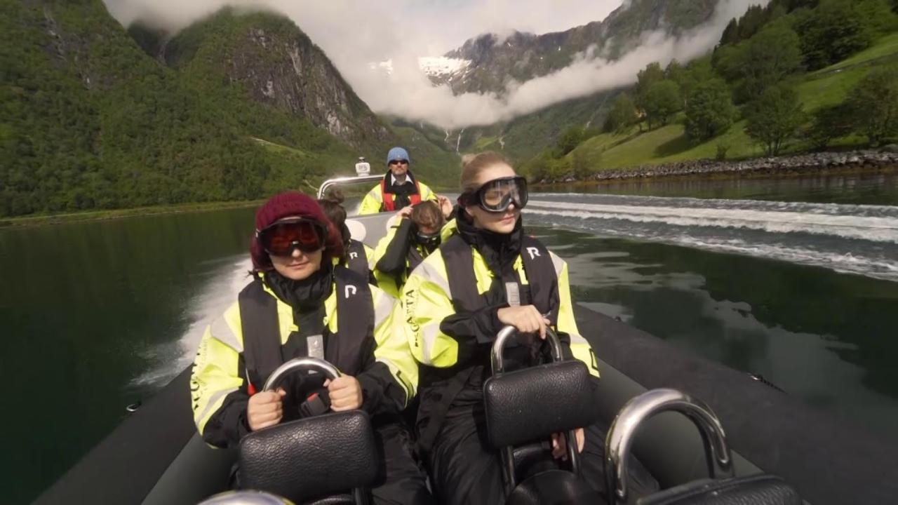 Balestrand Fjordapartments Bagian luar foto