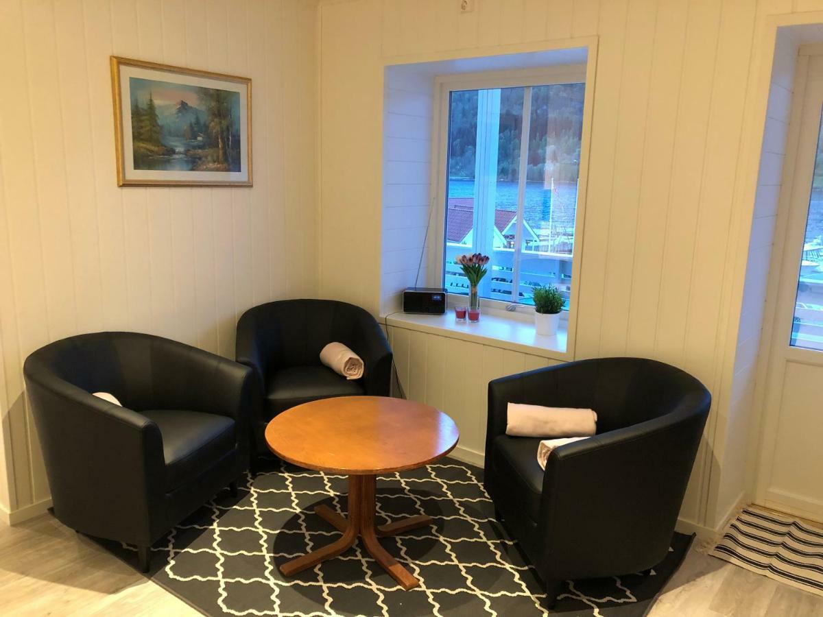 Balestrand Fjordapartments Bagian luar foto