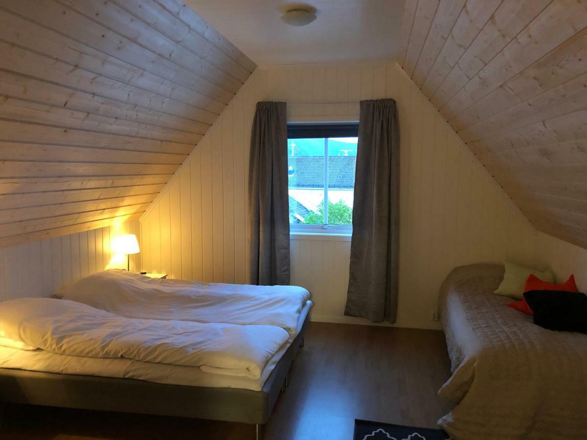 Balestrand Fjordapartments Bagian luar foto