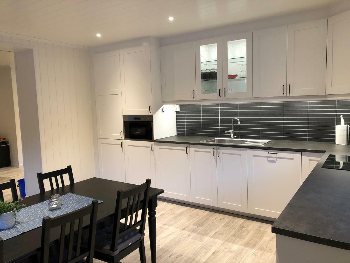Balestrand Fjordapartments Bagian luar foto