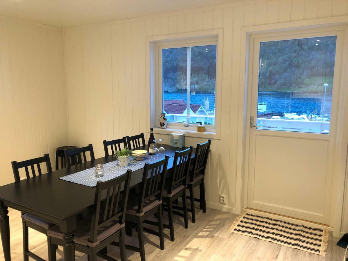 Balestrand Fjordapartments Bagian luar foto